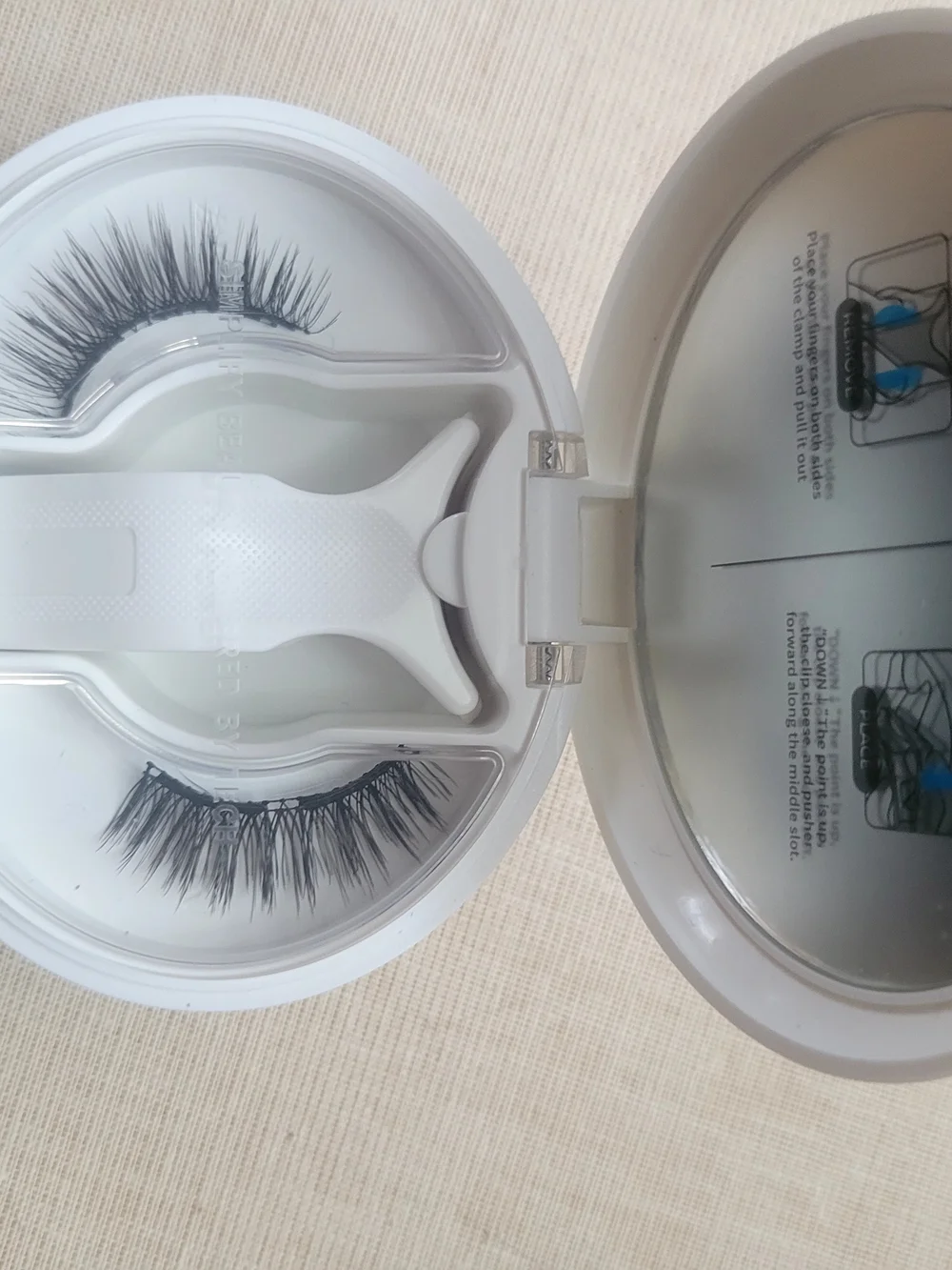 Lashview Magnetic Lashes with Compact Case